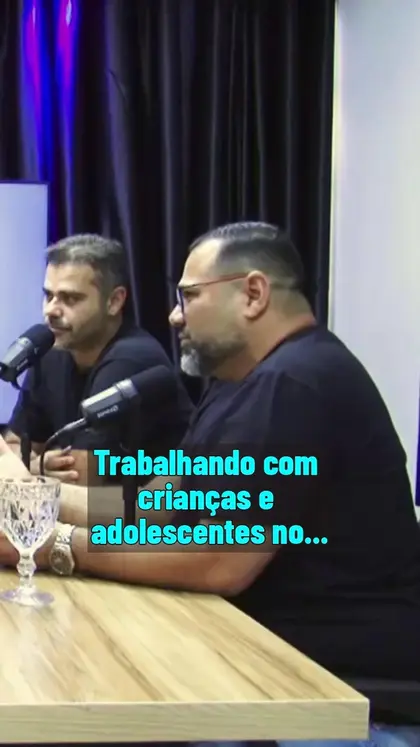 Trabalhando com crianças e adolescentes no es